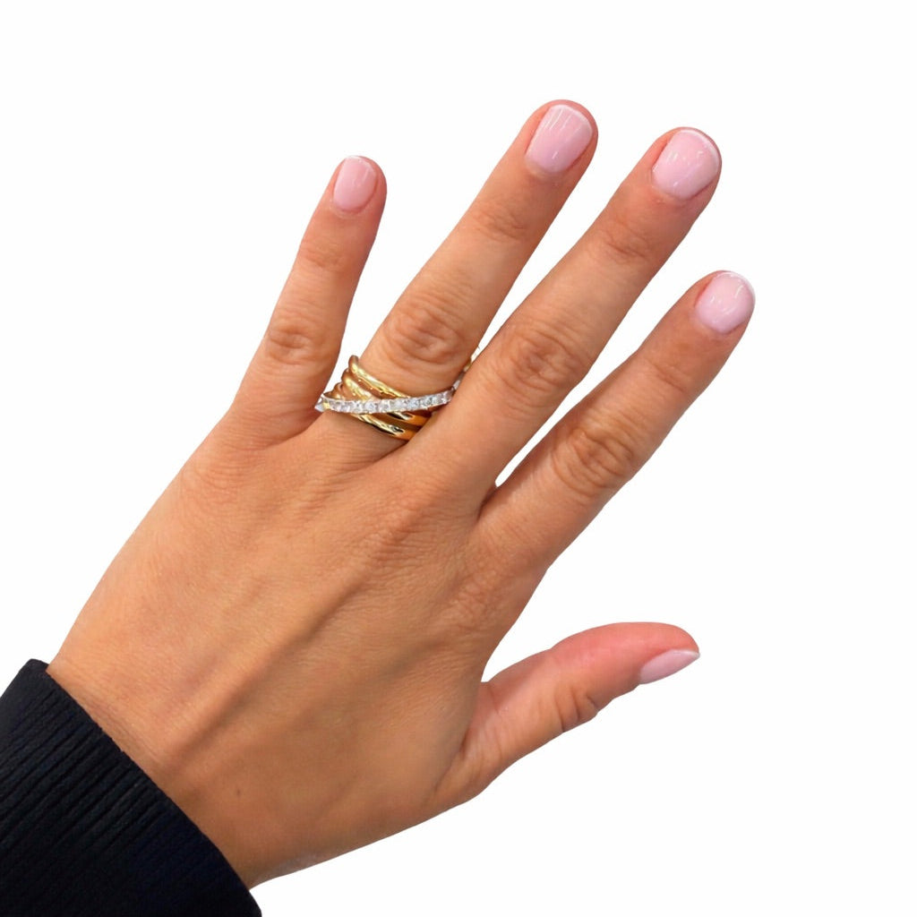 Multi-Band Diamond Crossover Ring