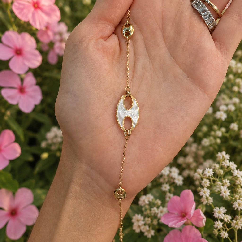 Yellow Gold Mother of Pearl Mariner Link Bracelet