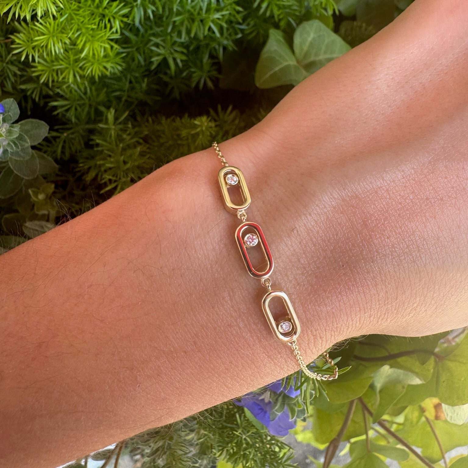 Floating Diamond Link Bracelet