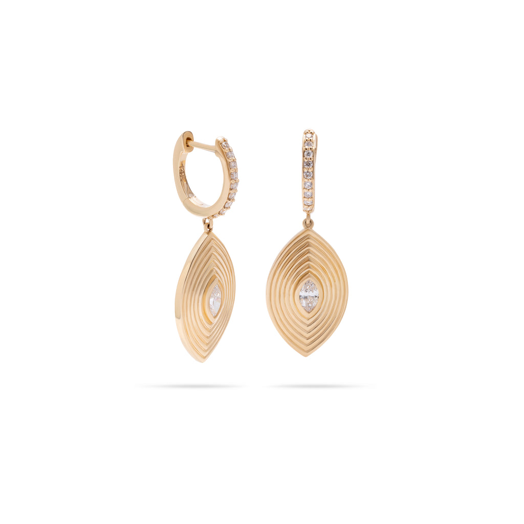 Yellow Gold Fluted Teardrop with Diamond in Center Earring
