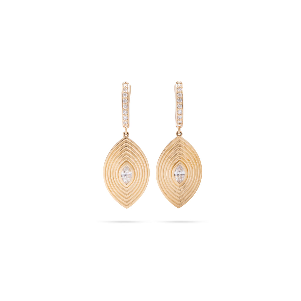 Yellow Gold Fluted Teardrop with Diamond in Center Earring