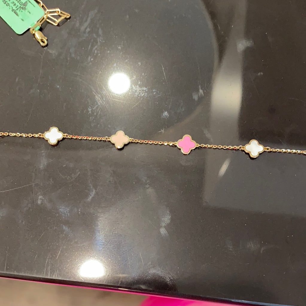 Pink ombre clover bracelet